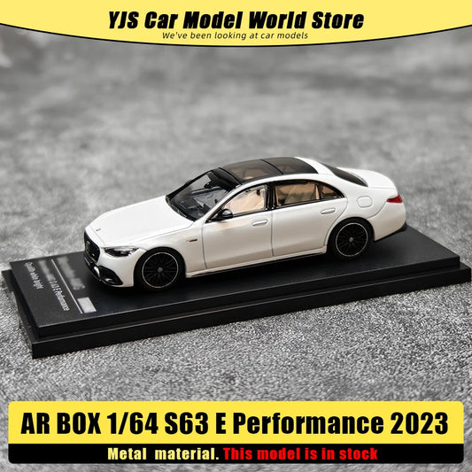 1:64 Mercedes-Benz S63 E Performance 2023