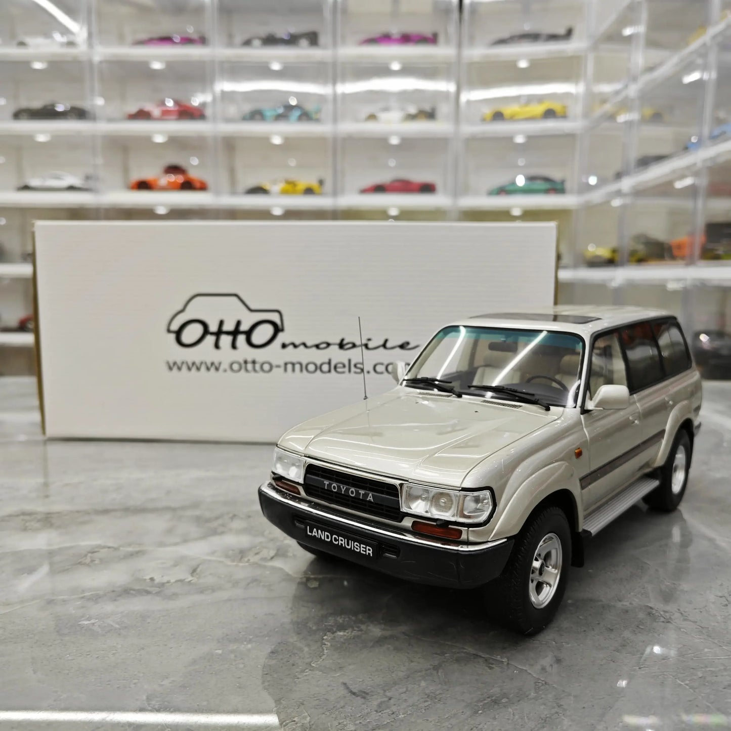 1:18 Toyota HDJ80 1992