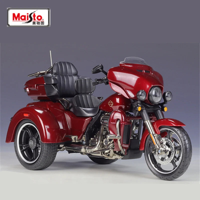 1:12 Harley Davidson 2021 CVO Tri Glide