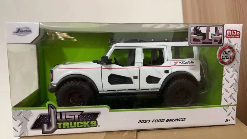 1:24 Ford Bronco 2021