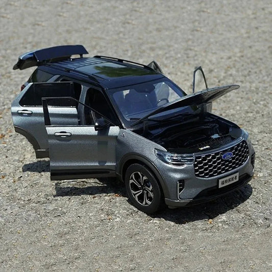 1:18 Ford EXPLORER 2023