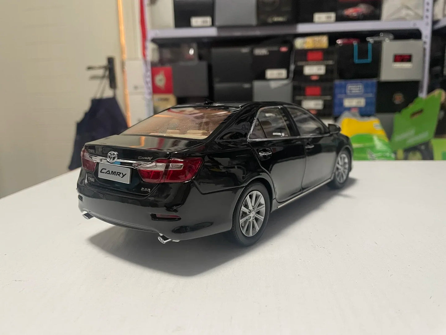 1:18 Toyota Camry 7th Generation