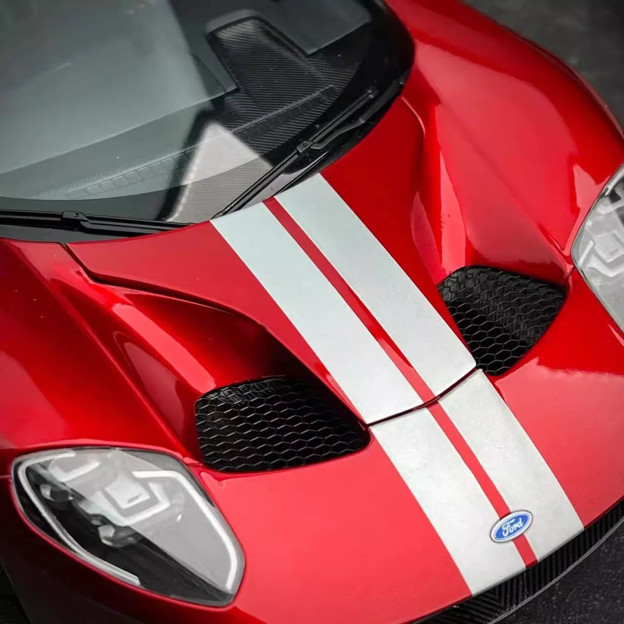 1:18  FORD GT 2017