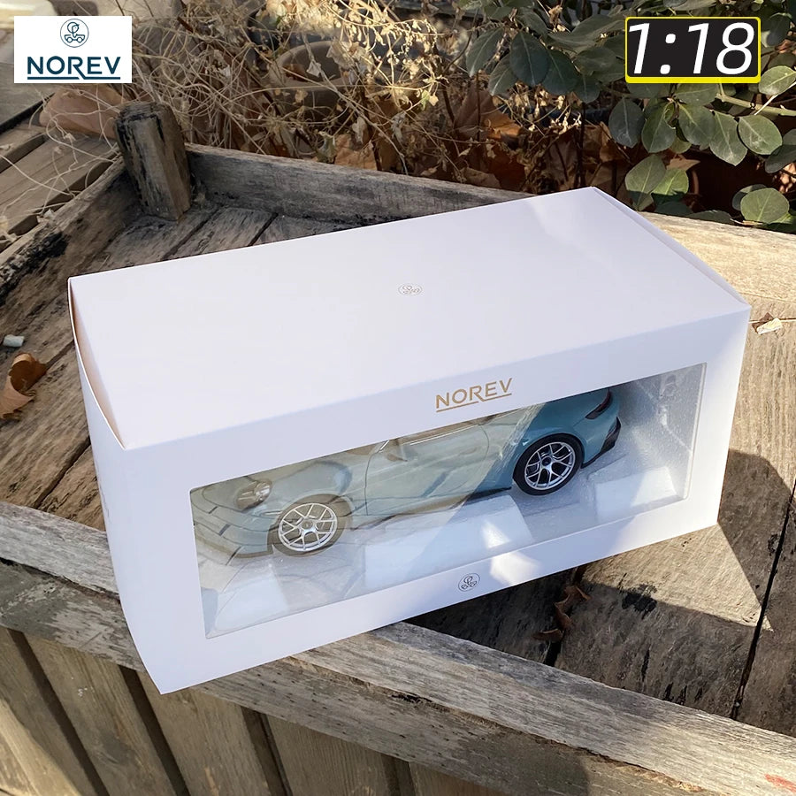 1:18 Porsche 911 S/T 2023