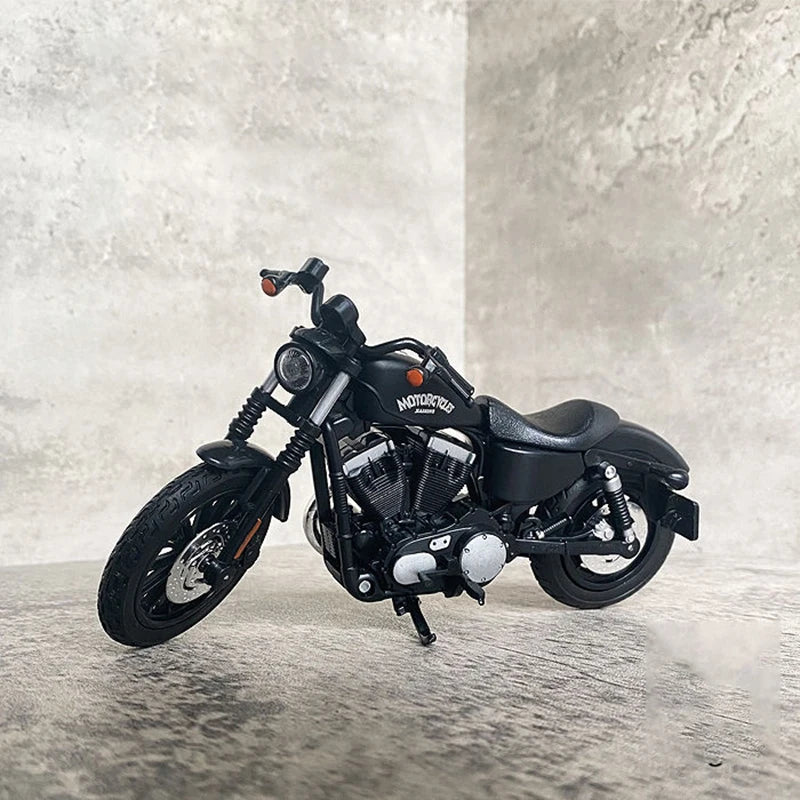 1:12 SPORTSTER IRON 883