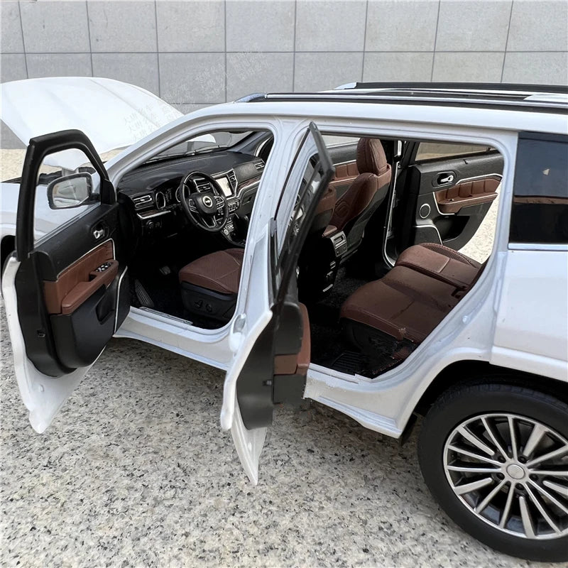 1:18 Jeep Grand Commander