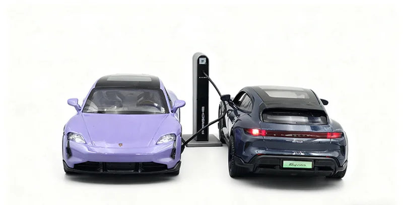 1:36 Porsche Taycan Turbo S Coupe