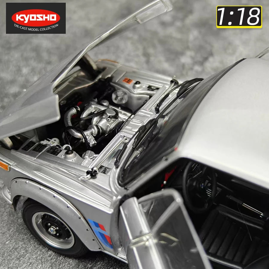 1:18 BMW 2002 Tii