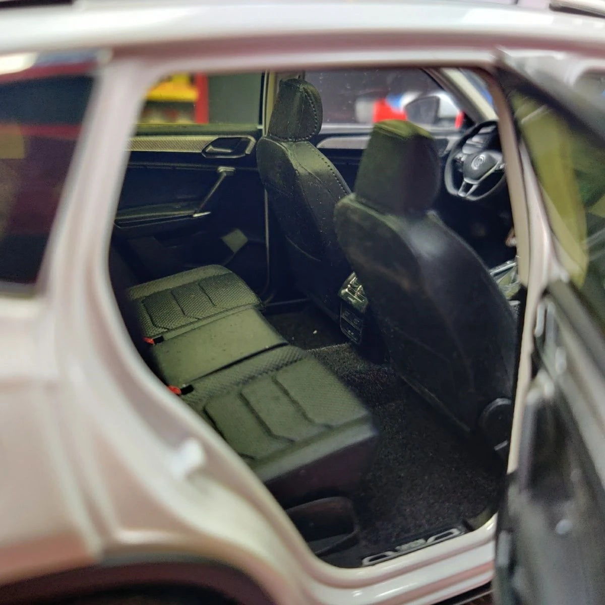 1:18 Volkswagen Tayron