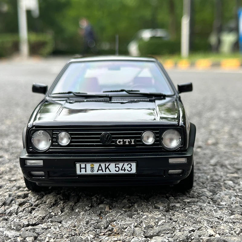 1:18 1991 Golf GTI Fire & Ice