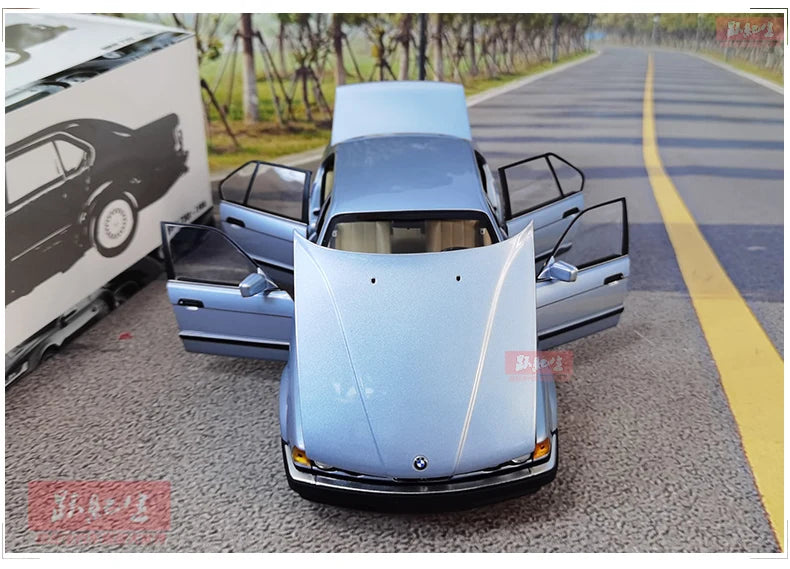 1:18 BMW 7 Series E32 730i 1986