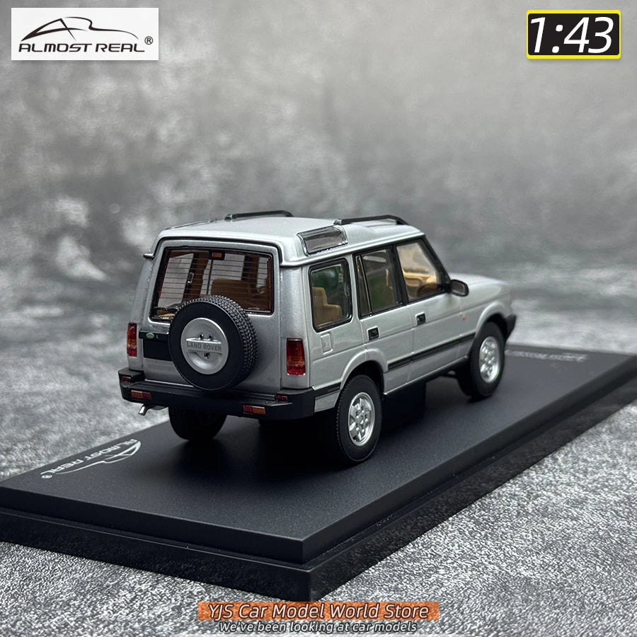 1:43 1970 Land Rover Discovery