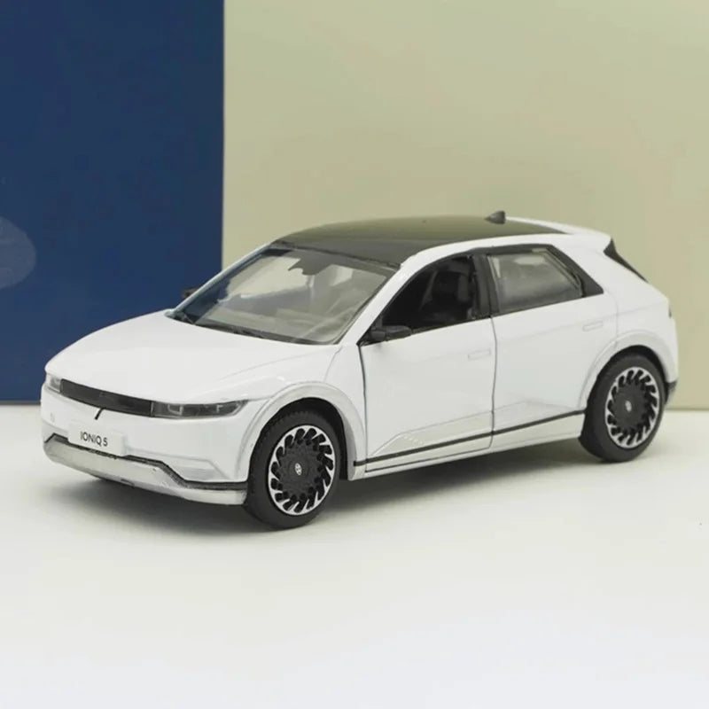 1:38 Huyndai IONIQ 5