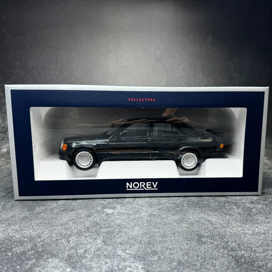 1/18 Mercedes Benz 190E 2.3-16 1984 Tail version
