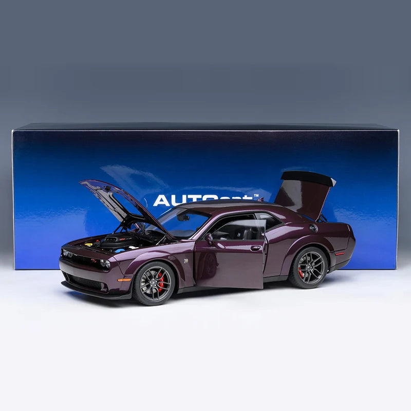 1:18 DODGE CHALLENGER R/T SCAT PACK WIDEBODY 2022