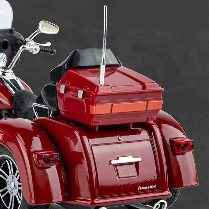 1:9 CVO Tri Glide Three wheel