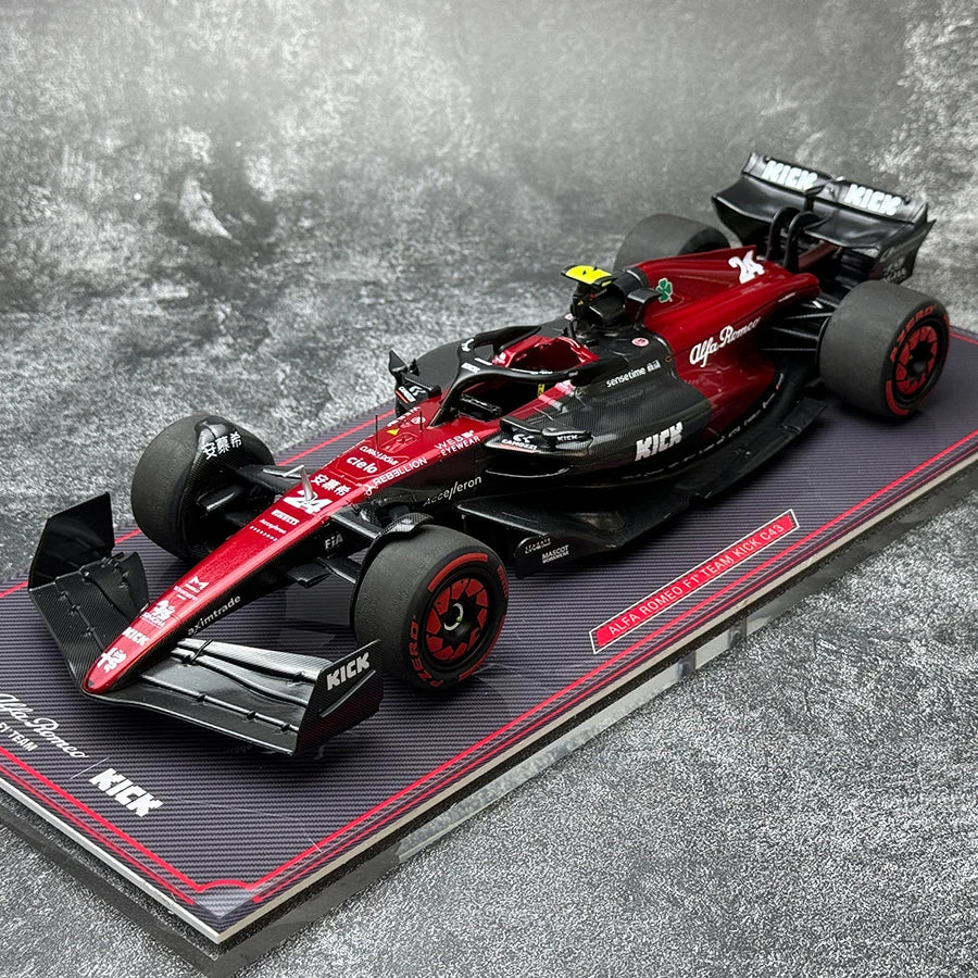 1:18 Alfa Romeo F1 C43 Zhou Guanyu 2023 F1