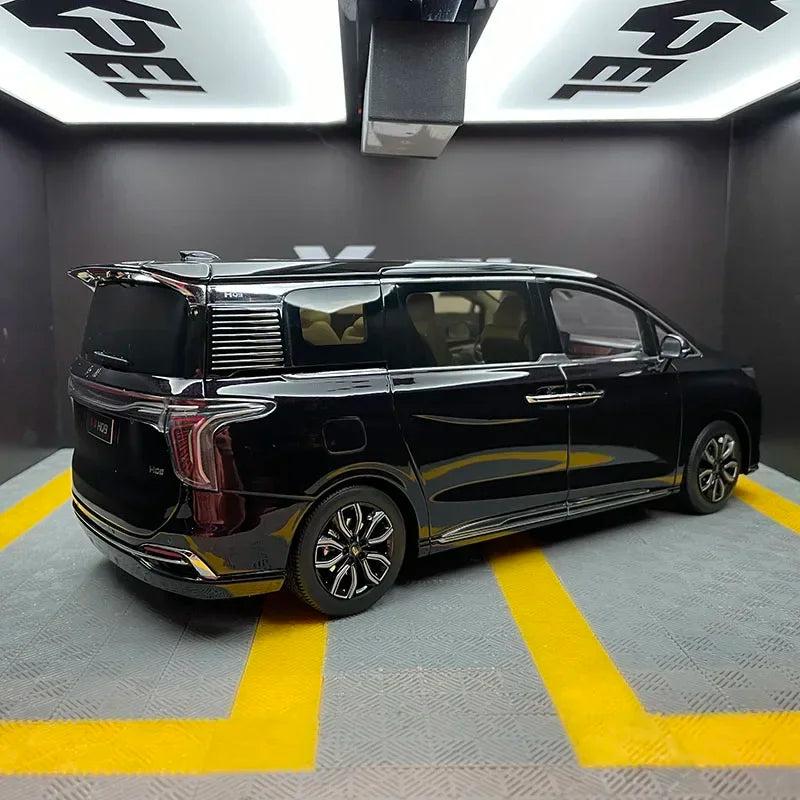 1:18 Hongqi HQ9 Business