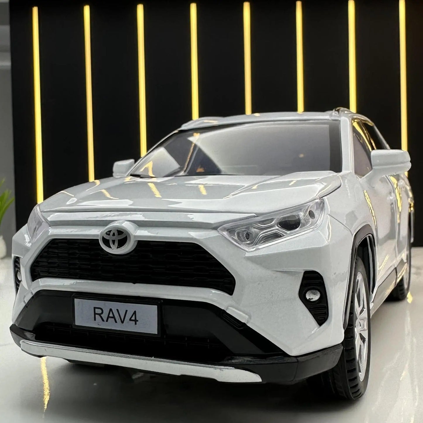 1:24 Toyota RAV4