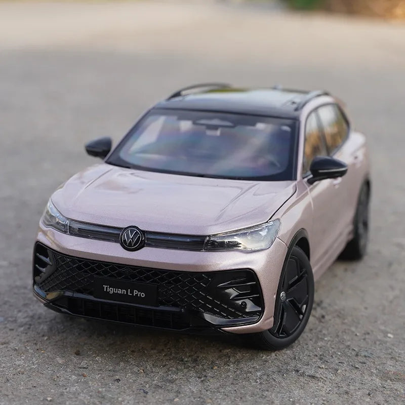 1:18 Volkswagen Tiguan 2024