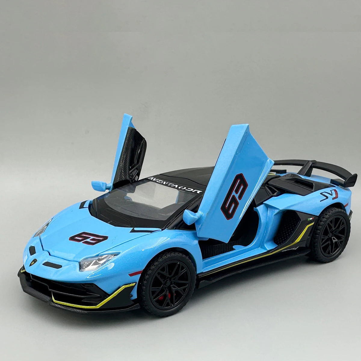 1:32 Lamborghini Aventador SVJ 63