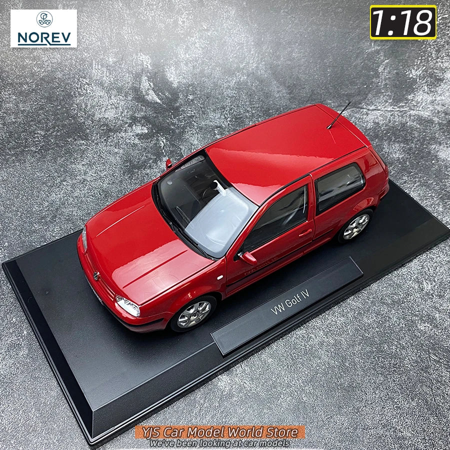 1:18 Volkswagen Golf MK4 2002