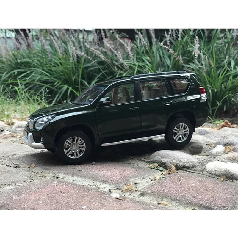 1:18 Toyota PRADO