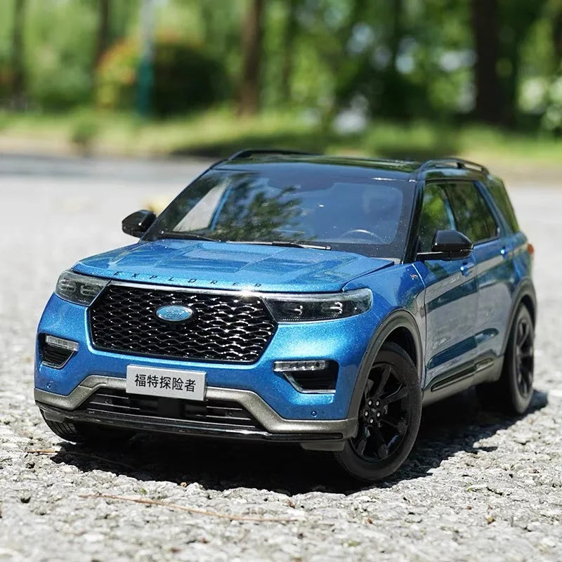 1:18 Ford EXPLORER 2023