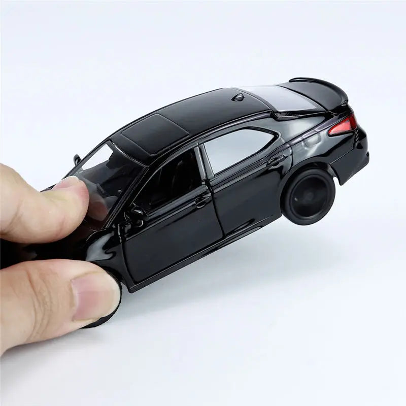 1:36 TOYOTA Camry XSE