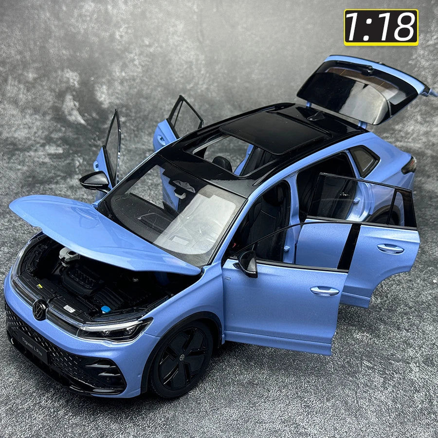 1:18 Volkswagen Tiguan L Pro 2024