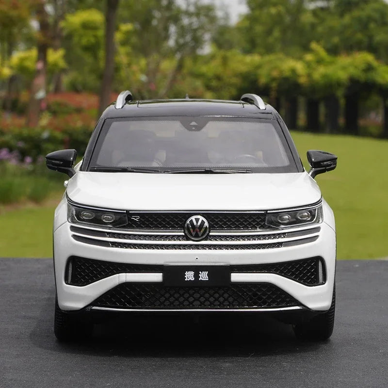 1:18 Volkswagen Touche Model Tavebdor