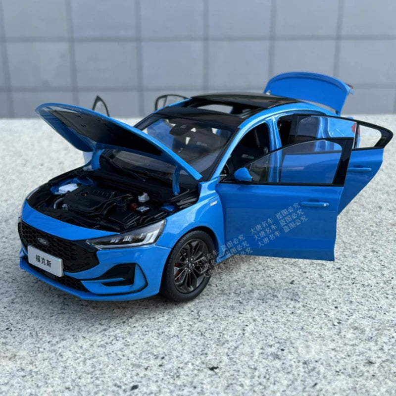 1:18 Ford Focus