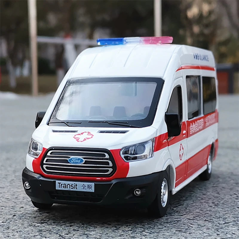 1:35 Ford Transit Ambulance