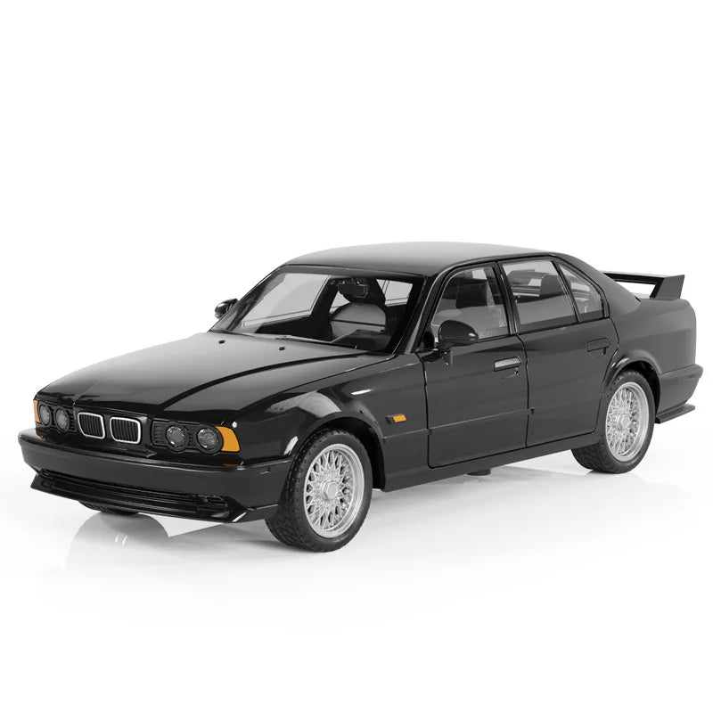 1:24 BMW M5 E34 1989