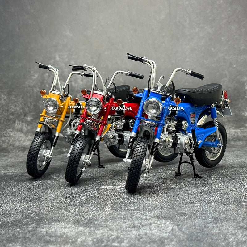 1:10 DAX Honda ST50 1969