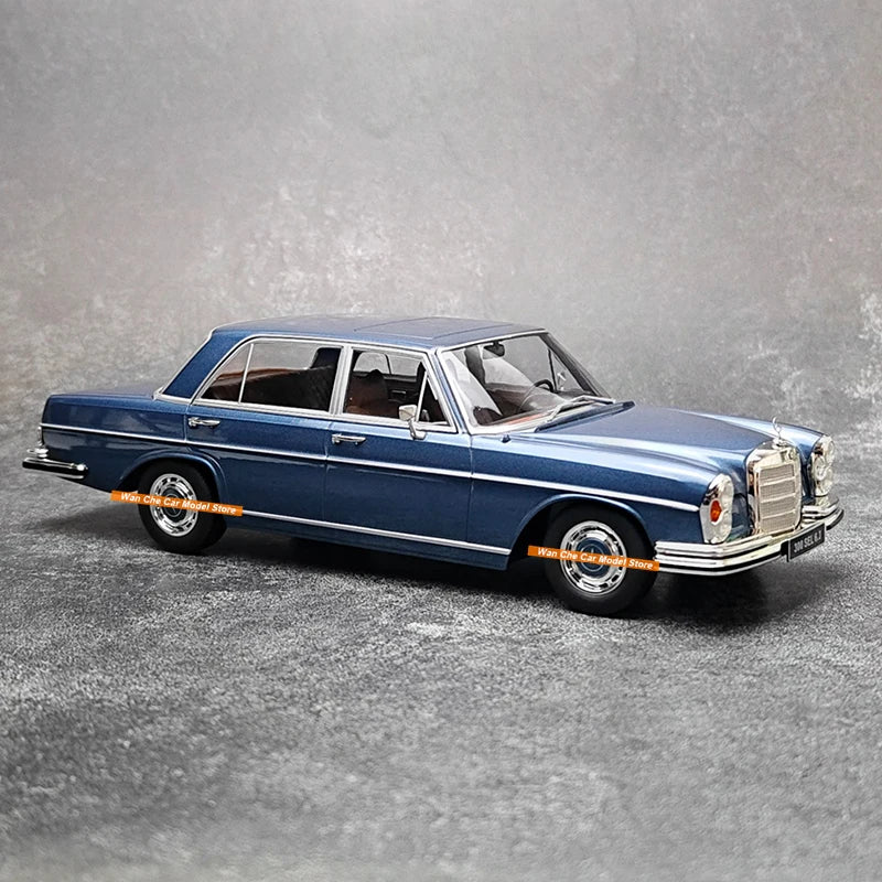 1:18 Mercedes-Benz 300 SEL