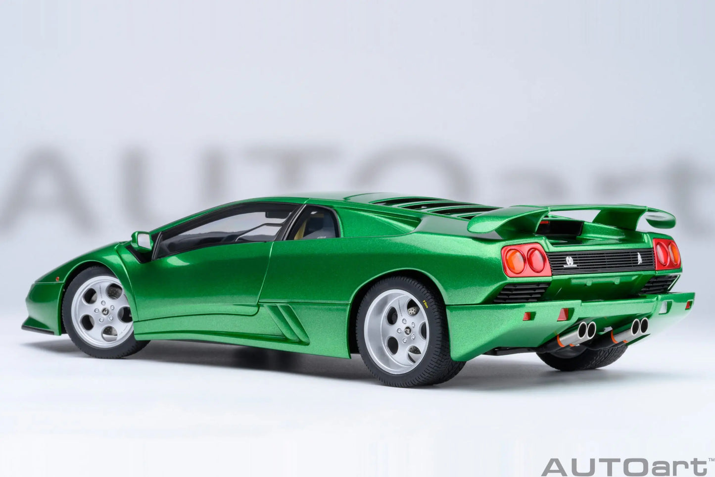 1:18 Lamborghini Diablo SE30 Jota