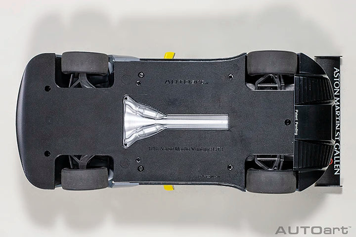 1:18 Aston Martin Vantage GT3