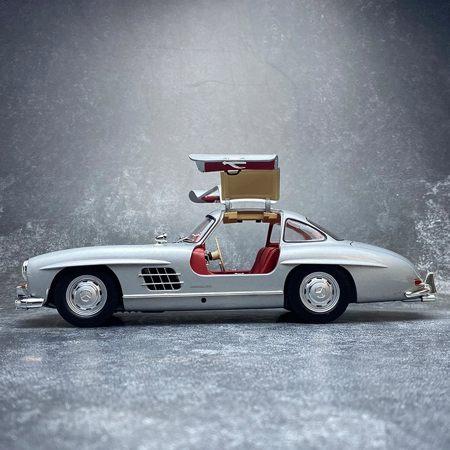 1:18 Mercedes-Benz 300SL W198 1954