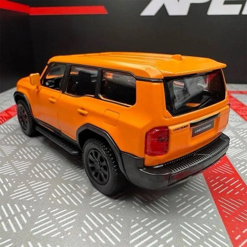 1:36 Toyota Land Cruiser LC250