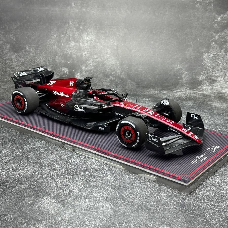 1:18 Alfa Romeo F1 C43 Zhou Guanyu 2023 F1