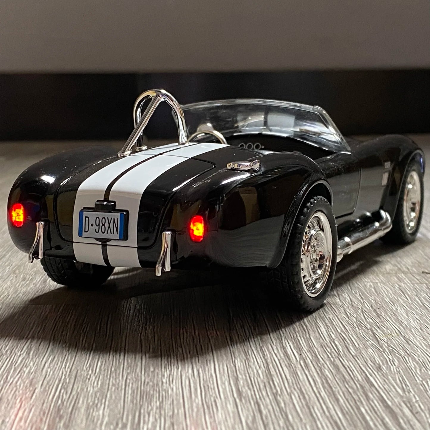 1:22 Ford Shelby Cobra 1965