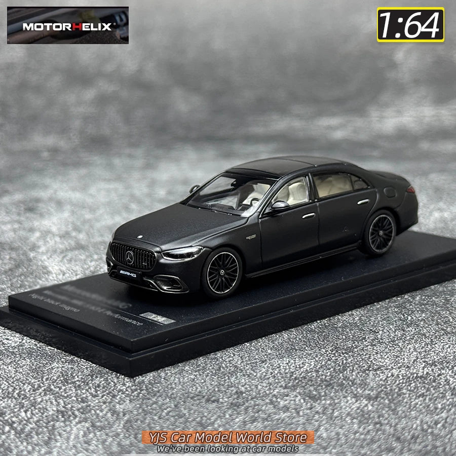 1:64 Mercedes-Benz S63 E Performance 2023