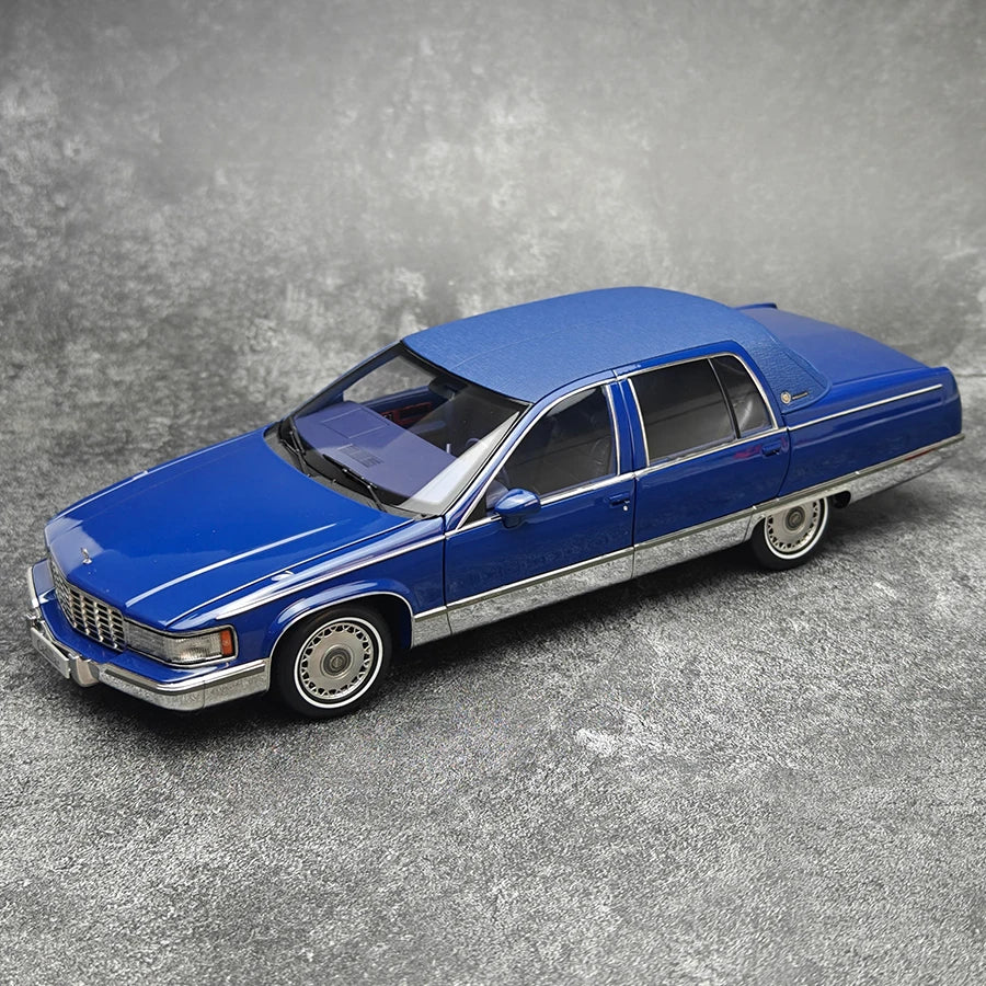 1:18 Cadillac Fleetwood
