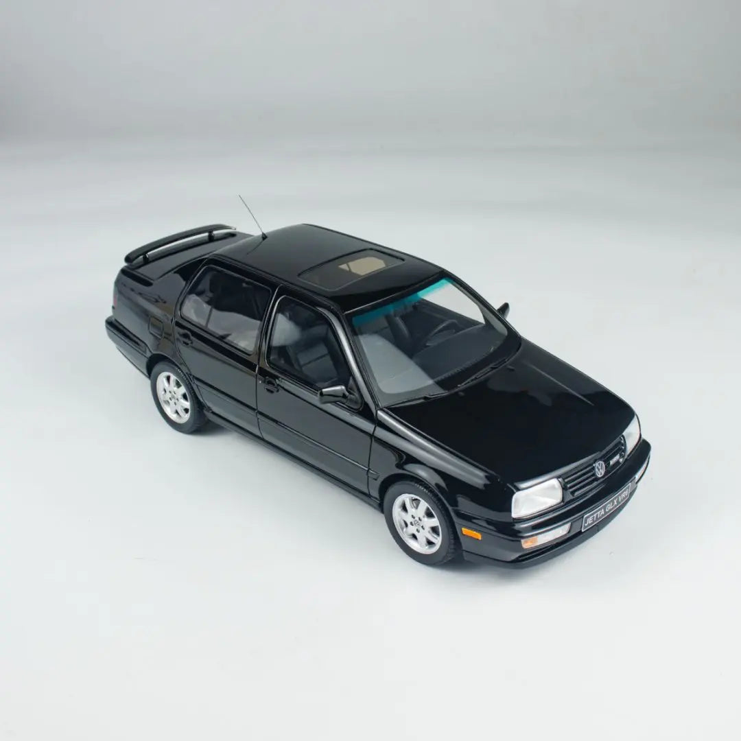 1:18 Volkswagen Jetta GLX VR6