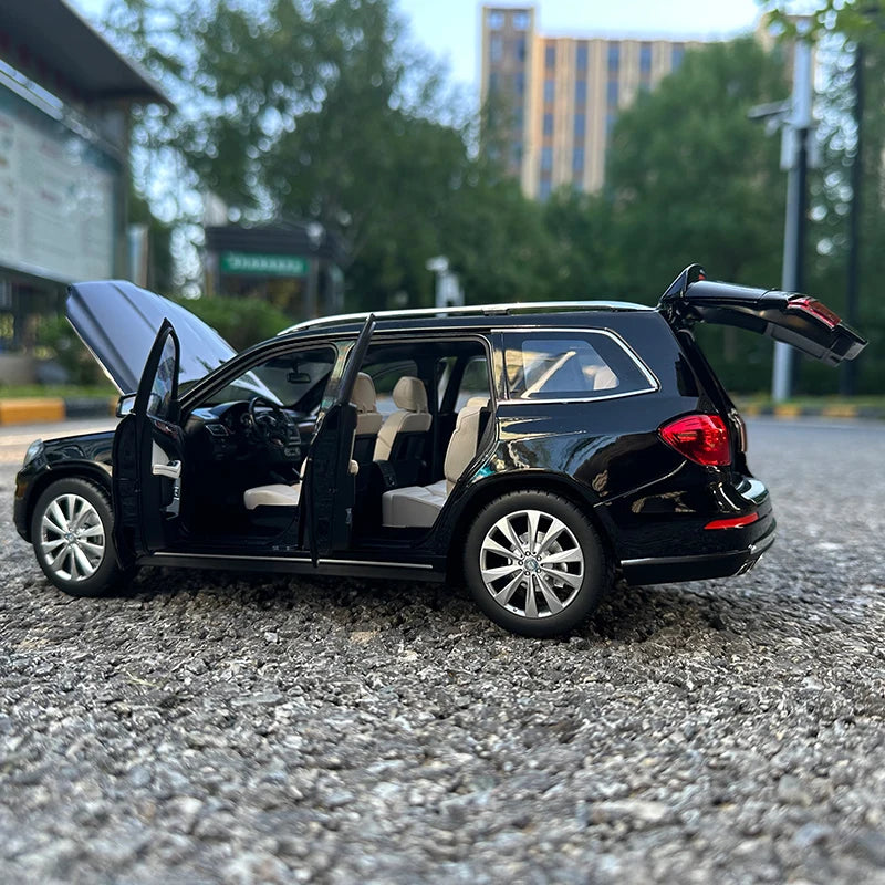 1:18 Mercedes Benz GL-class GL500