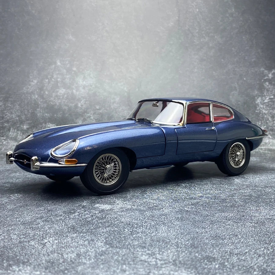 1:18 Jaguar E type coupe Jaguar 60th anniversary