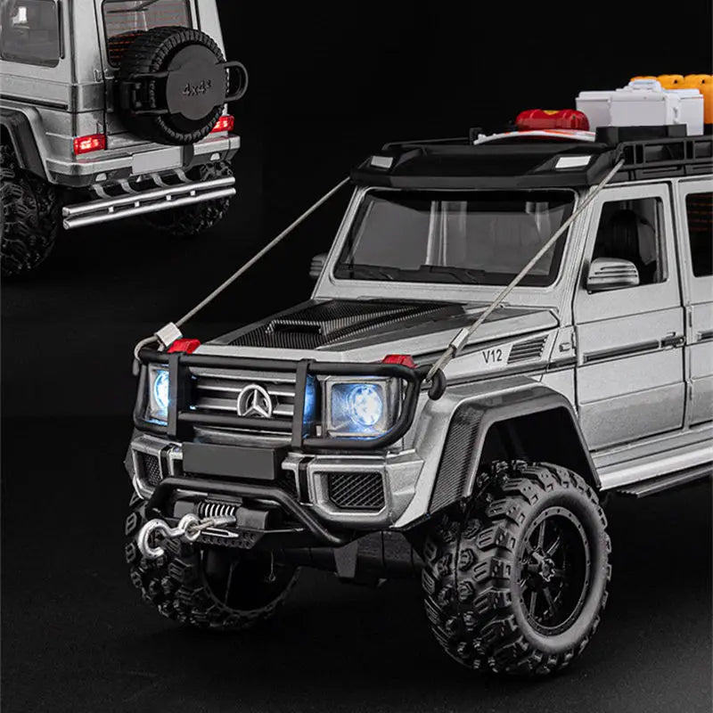 1:22 Mercedes-Benz G550