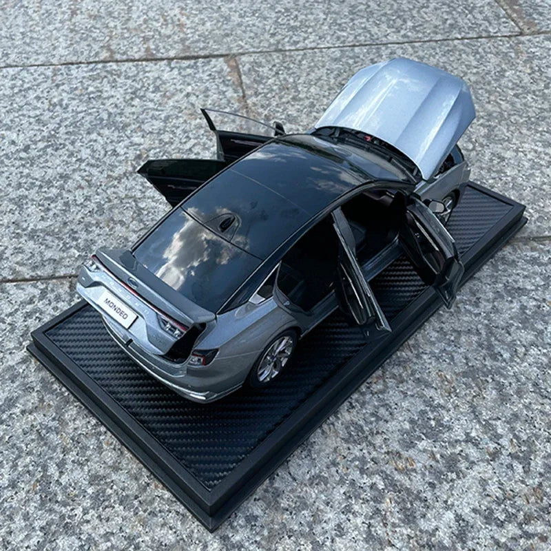 1:18 Ford MONDEO 2022