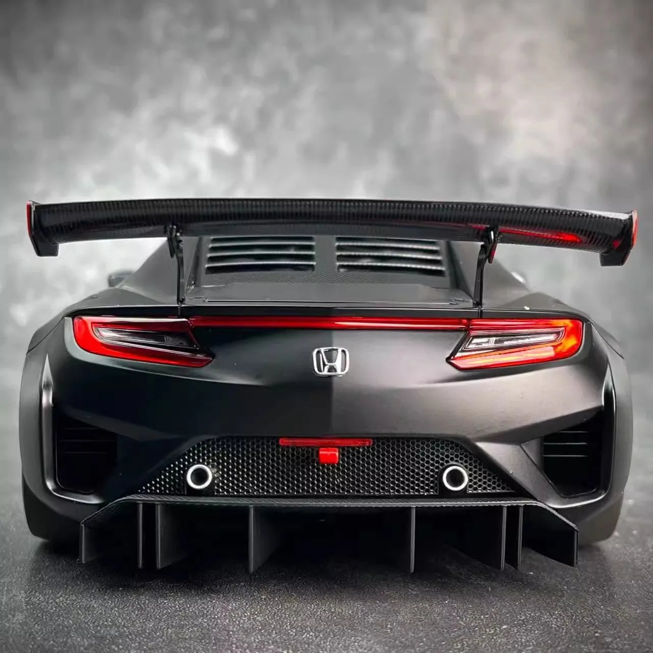 1:18 HONDA NSX GT3 2018